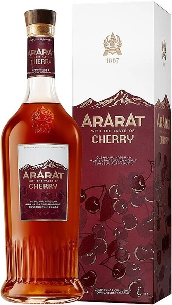 Армянский коньячный напиток "Арарат со вкусом Вишни" 2014, 0,5л в п/у